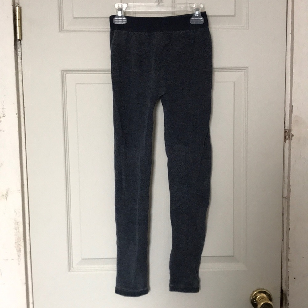 Leggings only worn once.